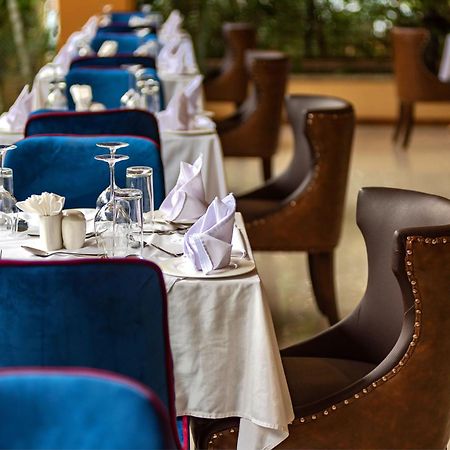 No 5 Boutique Hotel Limited Ентебе Екстериор снимка