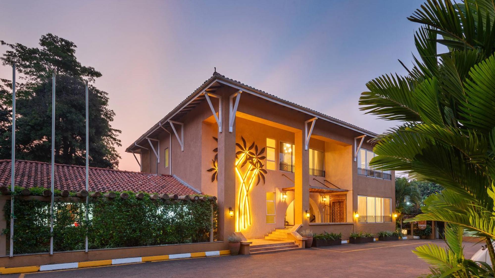 No 5 Boutique Hotel Limited Ентебе Екстериор снимка