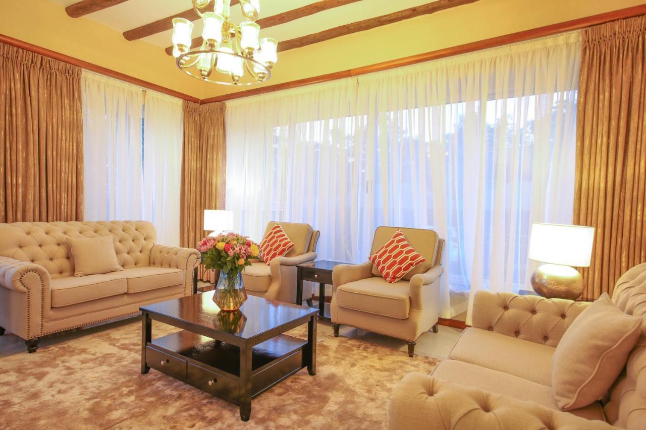 No 5 Boutique Hotel Limited Ентебе Екстериор снимка